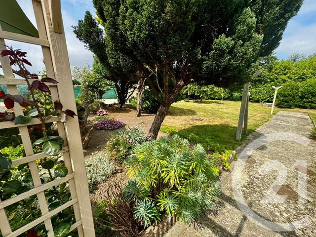 Maison à vendre - 5 pièces - 127,22 m2 - St Lormel - 22 - BRETAGNE