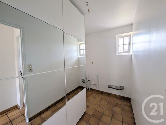 Maison &agrave; louer - 5 pi&egrave;ces - 122 m2 - Crehen - 22 - BRETAGNE
