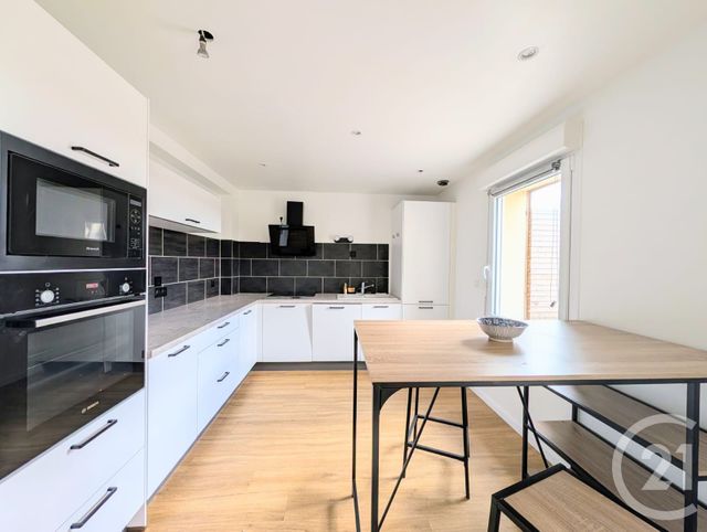 Maison &agrave; vendre - 8 pi&egrave;ces - 111 m2 - Pluduno - 22 - BRETAGNE